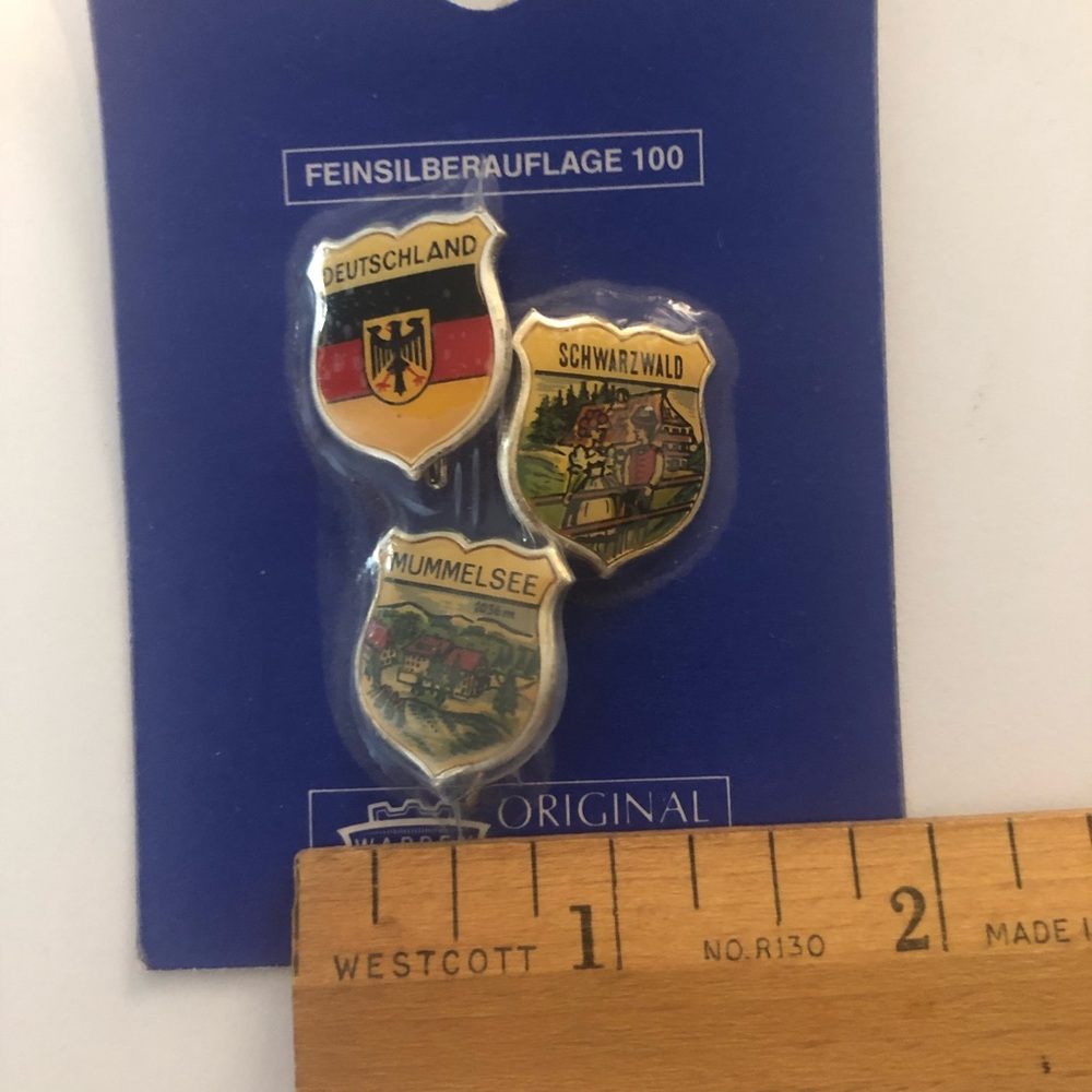 Vintage Souvenir German Travel Pins - Fine Silver Plating - Original Packaging - Picture 6 of 6